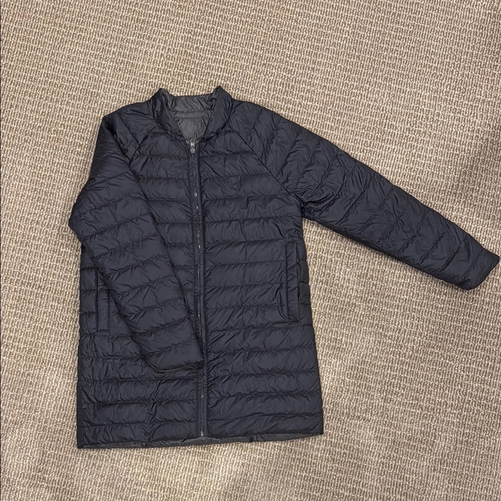 Athleta Women’s Reversawarm Puffer Jacket. Size M.